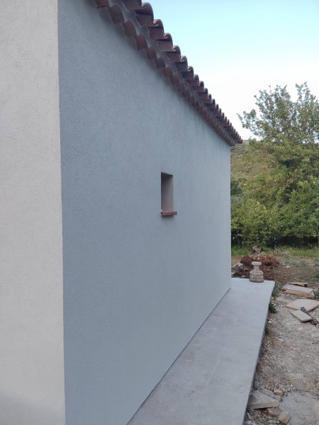 Fabrication et pos de gouttières aluminium à Fuveau